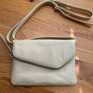 EUC HOBO Creamy beige glazed Leather Women's Crossbody or fanny bag